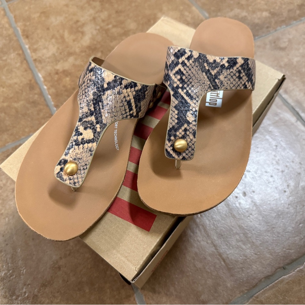 Fitflop Snakeskin Iqushion Thong Sandals 7